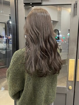ヘアーアイスカルテット(HAIR ICI QUARTET) ワンカラーで作る透明感オリーブベージュカラー