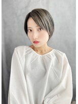 マーブルズ 横浜店(marbles)&nbsp;シルバーアッシュ/ひし形ショートボブ