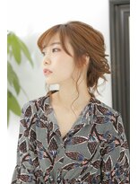 大人かわいい　結婚式　二次会　パーティー　小顔アップ