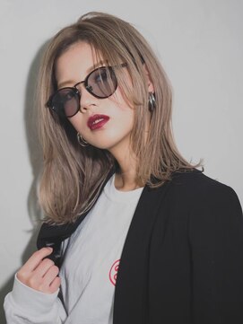 ジゼル(gisele) シャドールーツ