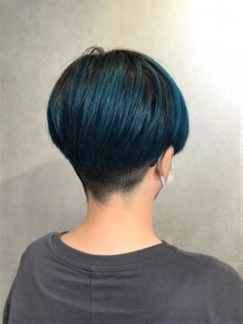 ブロッサム ひばりヶ丘(Blossom) 20代30代40代小顔ハンサムショートアッシュブルーブラック