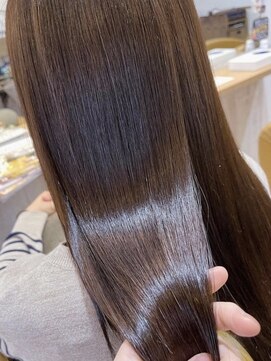 ケアリー 成増(Carelly) 大人かわいい前髪セシルカットココアブラウンフリンジウェーブ