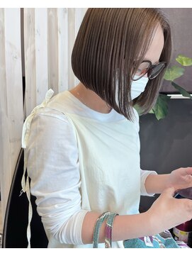 アプア(apua) ミニボブ*柔らかベージュ*