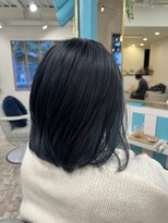 ソラ(SORA)&nbsp;ブルーブラック/ブルーインナーで気取りすぎないお洒落上級者に