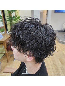 タスクヘアー(task hair) ツーブロックエアリーマッシュ×ケアパーマ波巻きショート