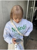 切りっぱなしボブ　ヘイリーボブ　タッセルボブ