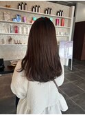 柔らかブラウン×20代女性らしい甘めスタイル