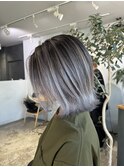 ボブとバレイヤージュの組み合わせ