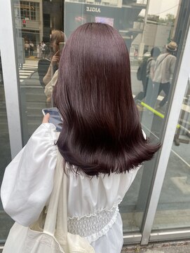 オグジュアリー 表参道(aux.) 《Akari》ブラウン多めのピンクブラウン