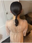 シンプルローポニーテールヘアセット金箔アレンジ結婚式二次会