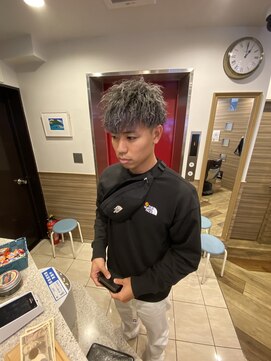 銀座マツナガ 神田店 メンズツーブロツイストスパイラルアップバングショートメッシュ