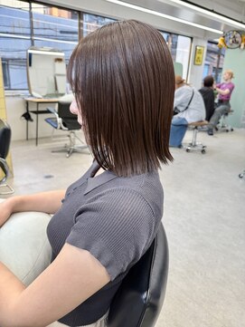 ヒビヲ(HIBIO) ショートボブ切りっぱなしボブタッセルボブブリーチなし韓国ヘア