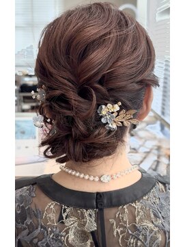 シニヨンアップ