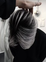 オメガ 渋谷(OMG)&nbsp;ホワイトシルバーバレイヤージュ