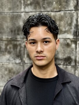 プランツヘアー ニュアンスパーマ センターパート メンズパーマ 博多美容室