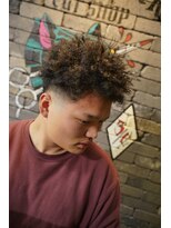フォーコーナーズカットショップスリーセント 栄(FourCornersCutShop 3/cent)&nbsp;スパイキーアフロ