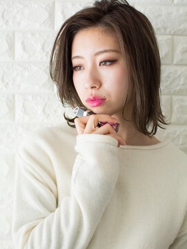 ノイン(noine) 濃い色リップが似合うイイ女になっちゃいましょう？