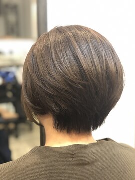 ノエル(Noel) ☆前下がりショートボブ☆