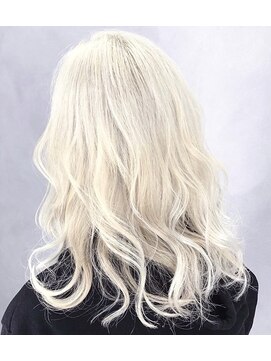 9.47 ホワイトベージュ