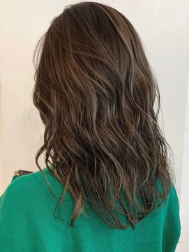 エリマ 調布(elima) ミルクティーベージュダブルカラーインナーカラー韓国20代前髪