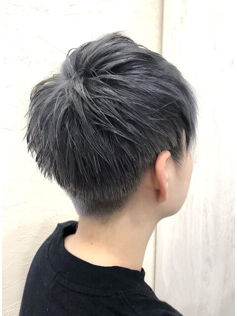 【GRAN HAIR 神居店】シルバーアッシュ×刈り上げショート