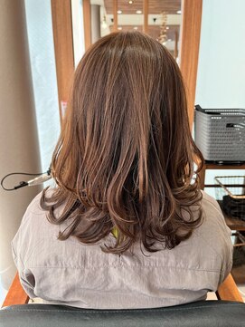 プログレス 立川若葉店(PROGRESS) 軽さと動きのあるレイヤー・スタイル