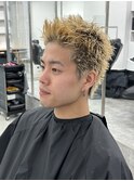 刈り上げないスパイキーショート ハイトーン 眉毛 名古屋