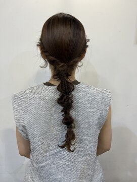 トータルビューティ ジェム バイ ヘアタイム(TOTAL BEAUTY gem by HAIR TIME) 編みおろし お呼ばれヘア