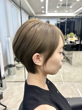 メモリーズ 表参道(Memories) 大人かわいい小顔ショートショートヘア30代40代50代白髪ぼかし