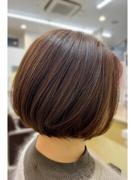 タヤ 相模大野店(TAYA) ショートボブ