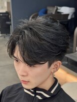 バース バイ ハピネス(BIRTH by happiness)&nbsp;韓国へアカルマパーマワックスなしセンターパート黒髪ウルフ