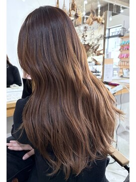 アトリエ ジジ(atelier ZiZi) ナチュラルベージュで叶える柔らか質感ヘア