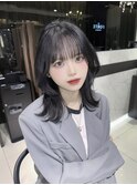 大人っぽ韓国ヘア×くびれレイヤー