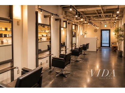 ヴィダヘアーアンドメイク(VIDA hair&make)の写真