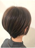 【高田馬場/aoba】小顔効果アップの美フォルムショートスタイル