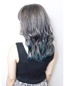 ソース ヘア アトリエ 京橋(Source hair atelier) 【SOURCE】ホワイト×ブルー