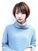 大人可愛い小顔ショートボブ　暗めカラーでも可愛い