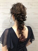 ヒーリングヘア レビ(healinghair lebe) 【lebe/賀来】ヘアアレンジ　結婚式お呼ばれ