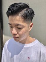 ヘアー アイス ルーチェ(HAIR ICI LUCE) スキンフェード 刈り上げ 0mm 1mm 黒髪ベリーショート 担当 井上