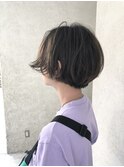 ショートボブ