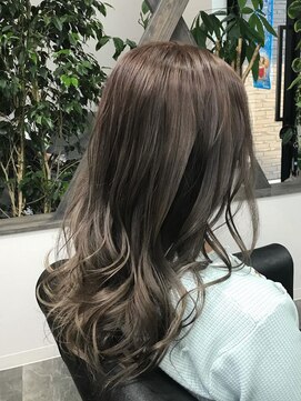 エイトヘアー(Ei8htHair) ナチュラルエアタッチバレイヤージュ