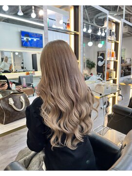 ラピス 千葉(Lapis) 【Lapis千葉 今村としき】ミルクティカラー×シールエクステ