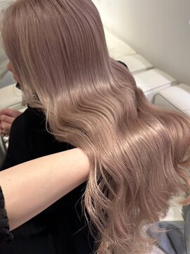 ベレーザ 渋谷(BELEZA) 3840ミルクティーアッシュ艶髪シルキーベージュハイトーンカラー