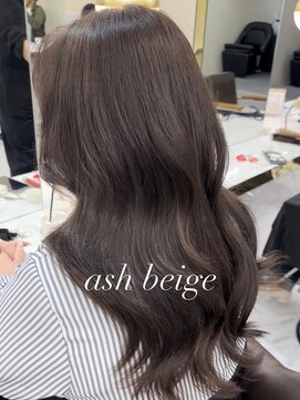 シェノン サントル(CHAINON CENTRE) グレージュカラー/シルキーベージュ/斜めバング[梅田/大阪]