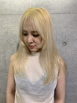 ザ ドット(THE DOT) 姫カット　抜きっぱなし　ブリーチのみ　ホワイトブロンド