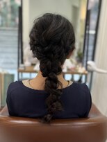 ジラ ヘアアンドメイク(girra HAIR&MAKE) 編み下ろし