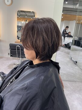 サロンドミルク 新百合ヶ丘店(salon de MiLK) 白髪ぼかしベージュ［新百合ヶ丘/ハイライト/白髪染め］