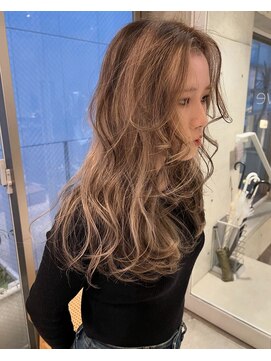 ローウェ 三軒茶屋(Louwe) 三軒茶屋/System/イルミナ/ブリーチ/インナー/韓国/髪質改善