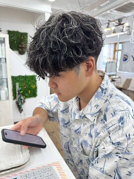 ユイマァルスロウ(YUIMARL SLOW) ハイライト×マッシュウェーブ