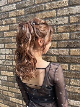 ミントラテ 水道橋(MINT Latte) アレンジポニー